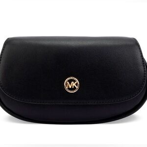 MICHAEL KORS bag. Leather belt bag. Women’s bag